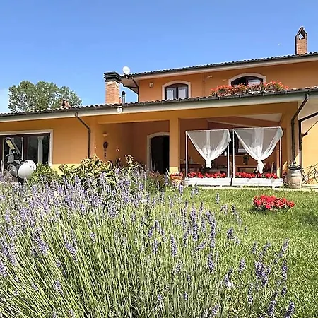Le Piagge Bed & Breakfast 3*